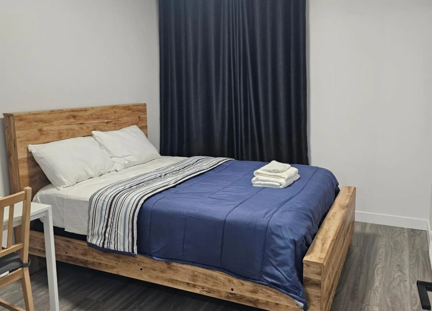 Lovely 2 Bedroom Suite In Calgary Apartment