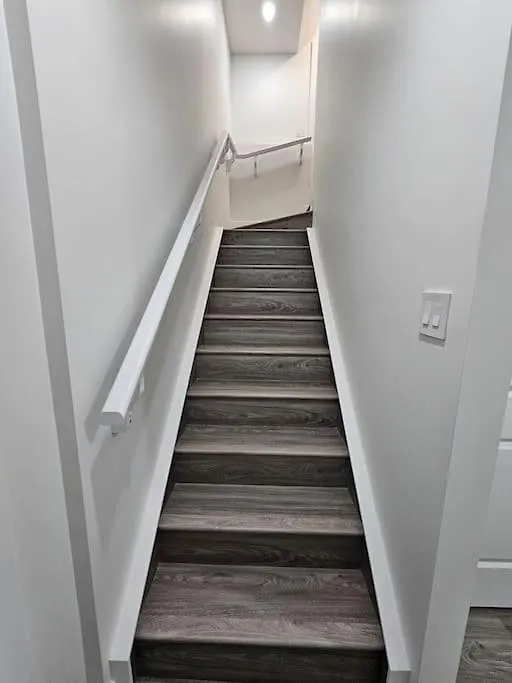 Lovely 2 Bedroom Suite In Calgary Apartment