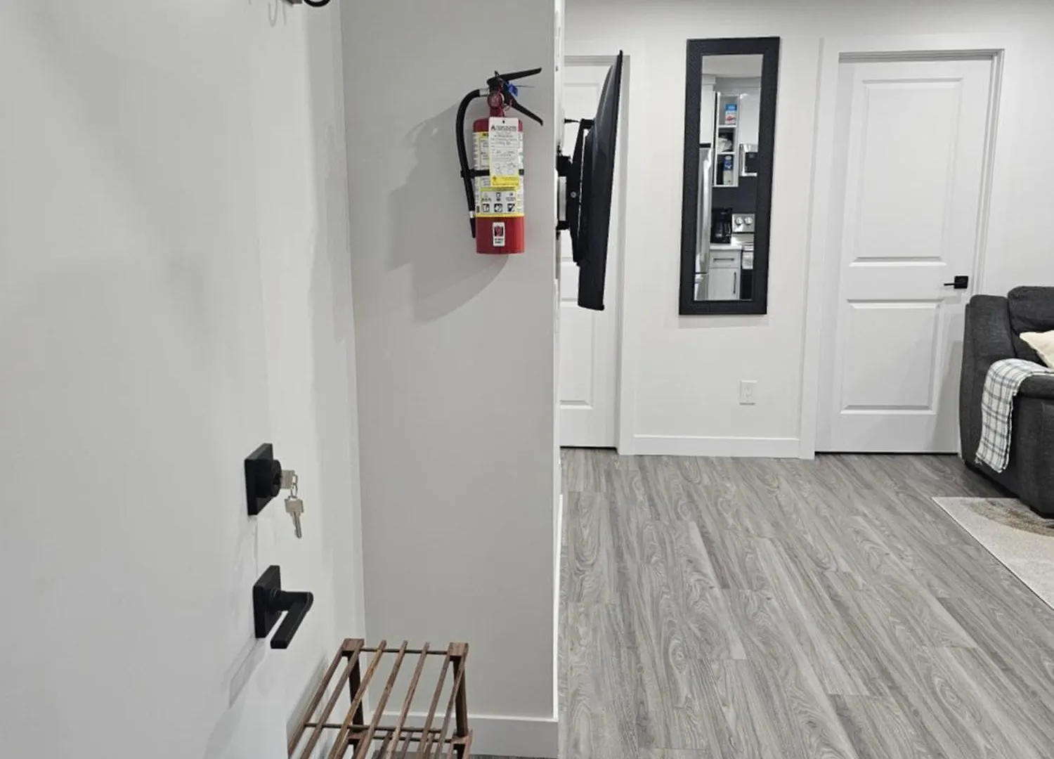 Lovely 2 Bedroom Suite In Calgary Apartment