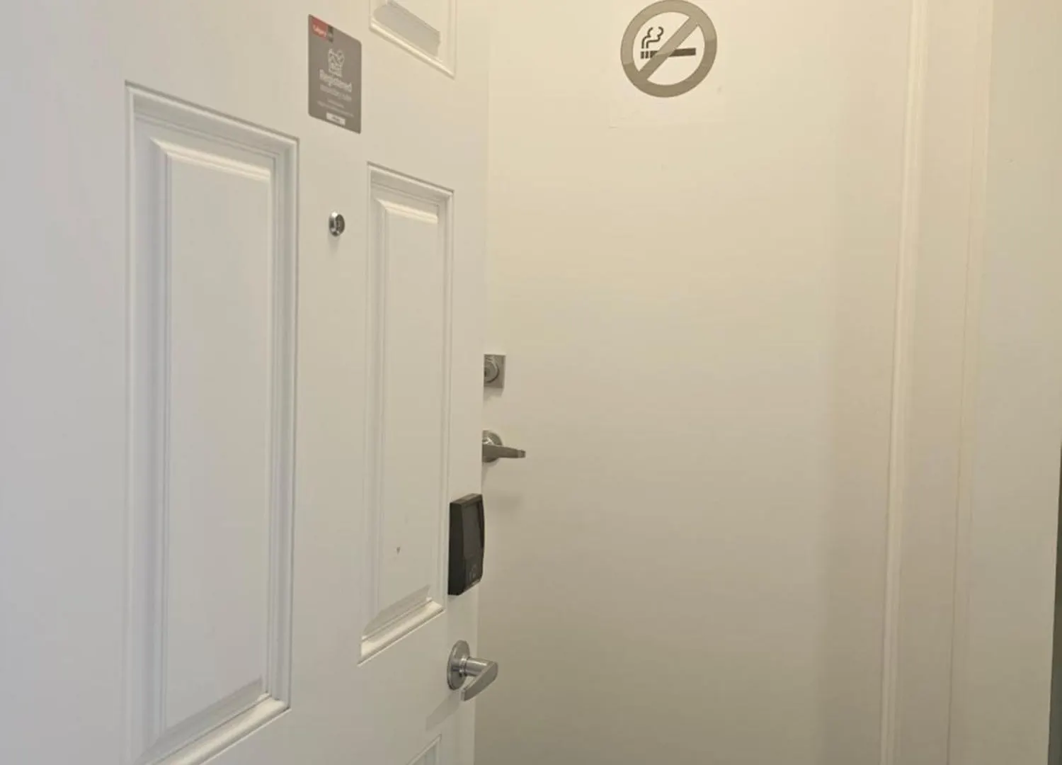 Lovely 2 Bedroom Suite In Calgary 0*,